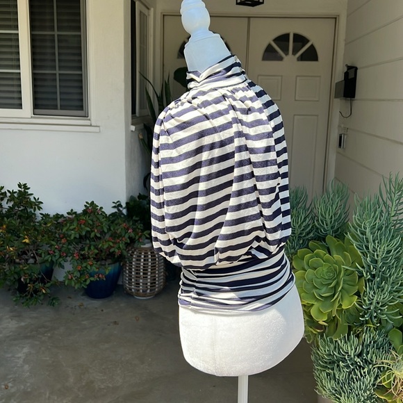 Maeve by Anthropologie Top - Picture 7 of 14